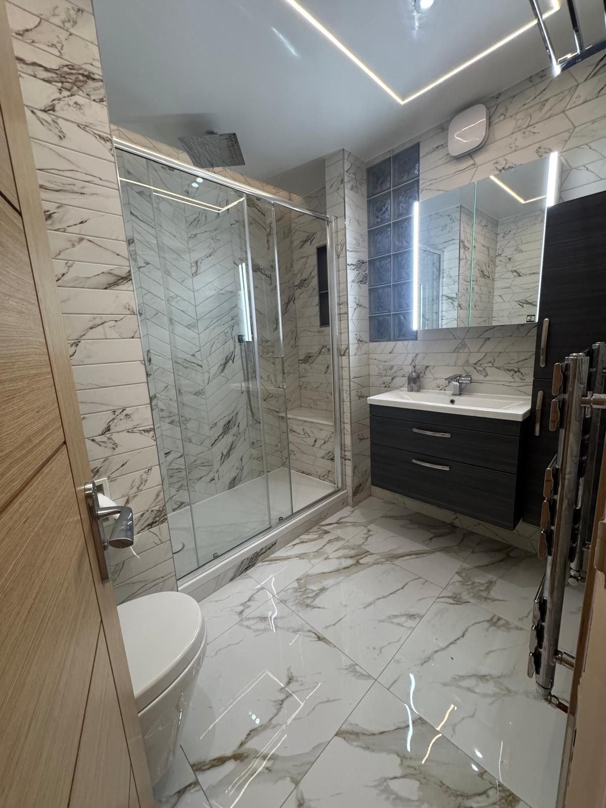 Wet room with brassware