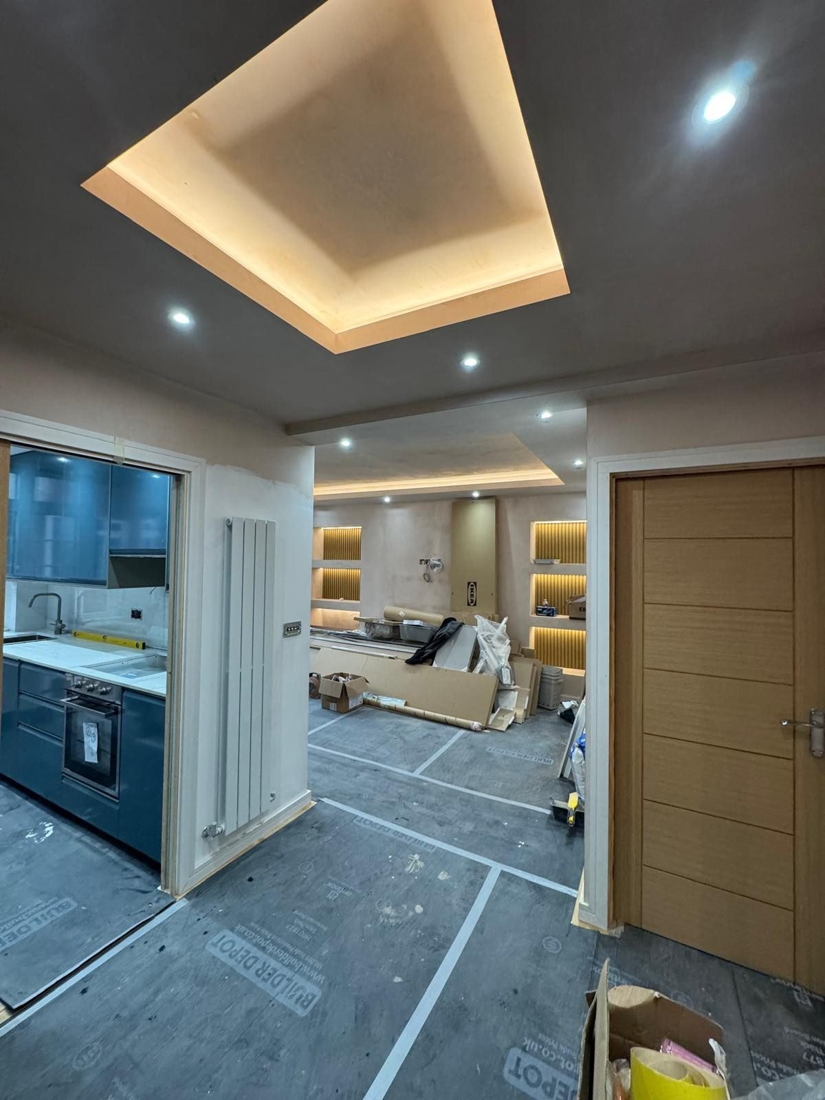 Coffered ceiling and lighting