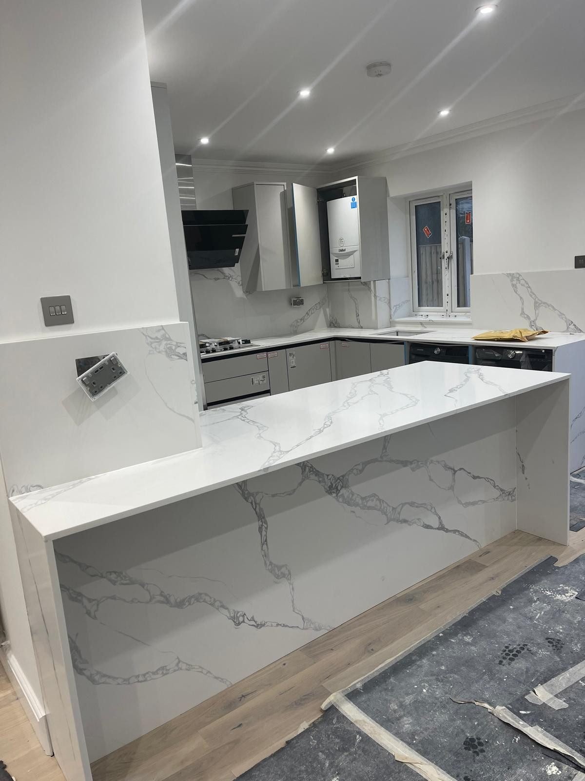 Quartz-topped island